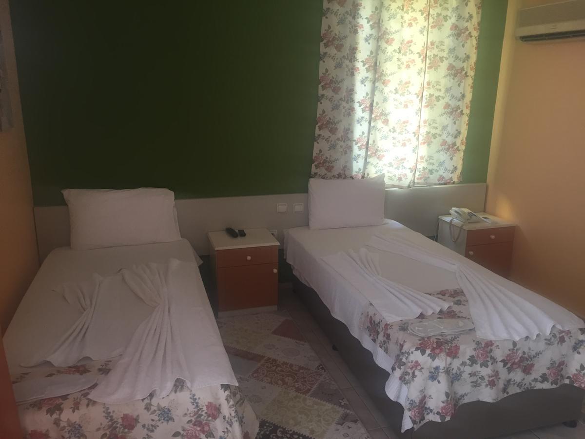 Hotel Villa Granada Анталия Екстериор снимка